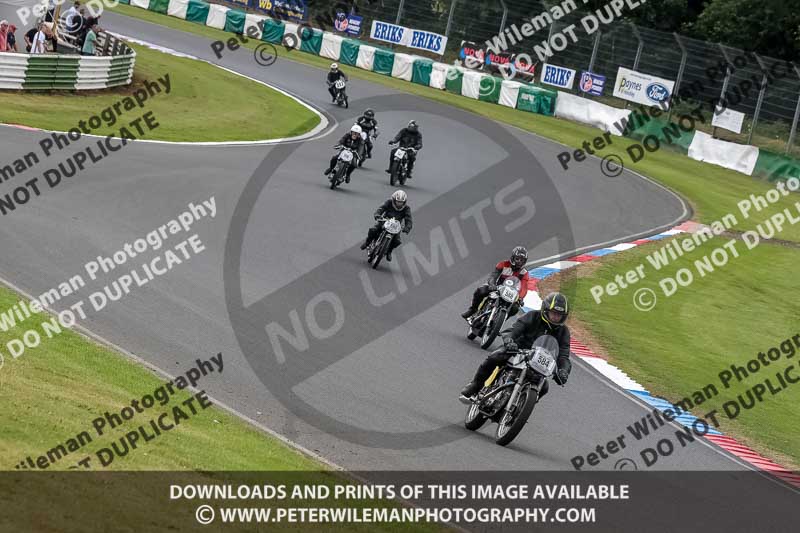 Vintage motorcycle club;eventdigitalimages;mallory park;mallory park trackday photographs;no limits trackdays;peter wileman photography;trackday digital images;trackday photos;vmcc festival 1000 bikes photographs